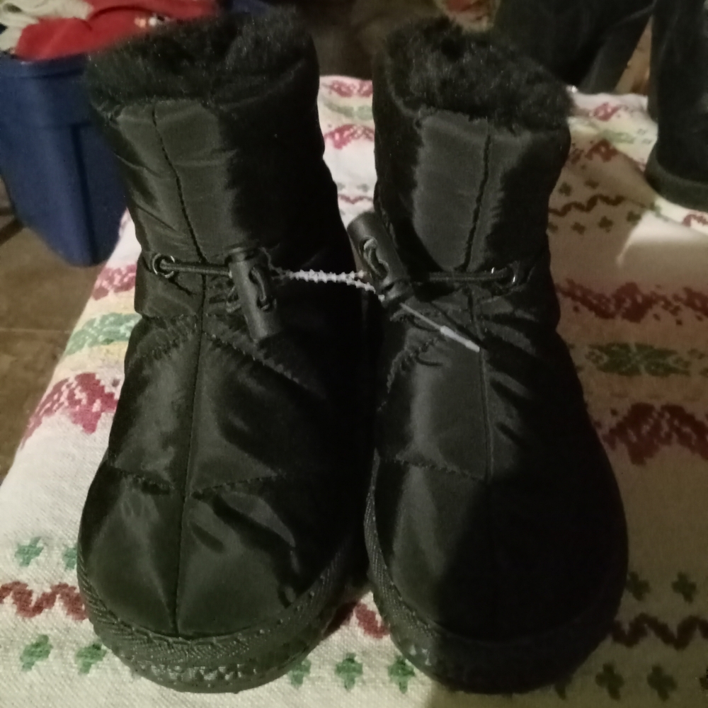 Kids snow boots
